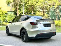 Tesla Model Y Standard Range RWD - ფოტო 4