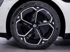 Xiaomi SU7 Rear-Wheel Drive Standard Edition - ფოტო 12