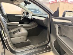 Tesla Model Y Rear-Wheel Drive - ფოტო 7
