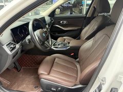 BMW 3 Series 320Li M Sport Package - фото 4