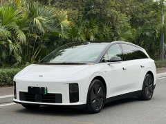 Li Auto i6 Two-Wheel Drive Standard - ფოტო 1