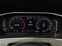 Volkswagen Taos 300TSI FWD Luxury Plus Advanced Edition - photo 9