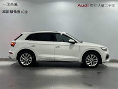 Audi Q5L 40T Luxury Dynamic - ფოტო 3