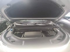 Li Auto L8 Pro - ფოტო 19