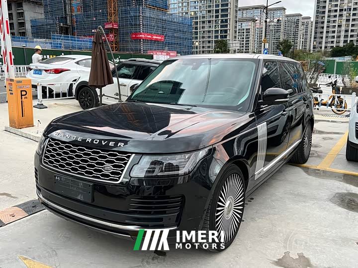 Land Rover Range Rover 3.0 L6 400PS Heritage Extended Wheelbase Classic Edition - автомобиль из Китая
