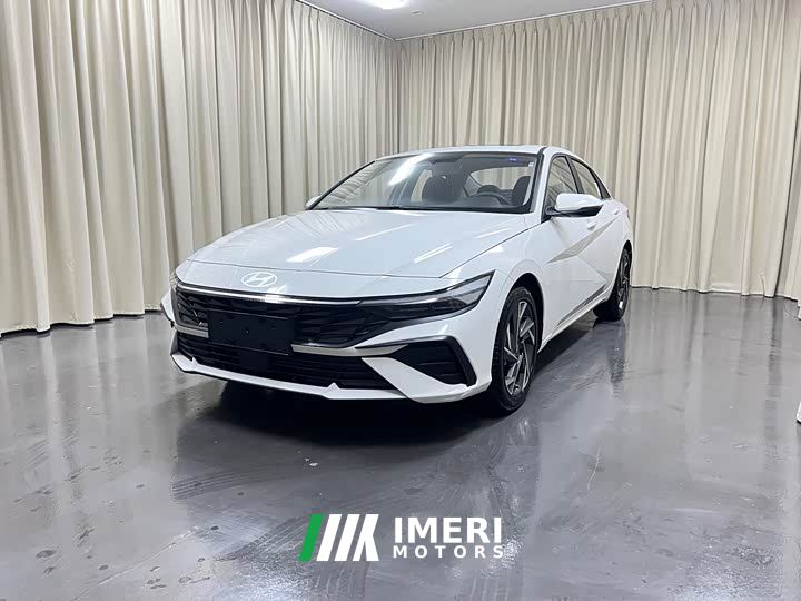 Hyundai Elantra 1.5L CVT LUX Prestige Edition