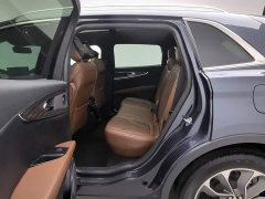 Lincoln Explorer 2.0T AWD Elite - ფოტო 15