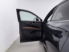 Lincoln Explorer 2.0T AWD Elite - ფოტო 8