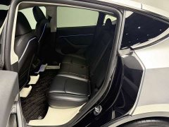 Tesla Model Y Rear-Wheel Drive - ფოტო 3