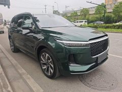 Li Auto ONE Extended Range 6-Seater - фото 3