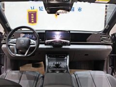 BYD Qin L DM-i 120KM Excellence Edition - ფოტო 11