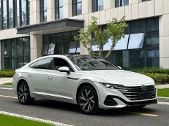 Volkswagen CC 330TSI Dazzling Edition - фото 3