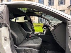 Volkswagen CC 330TSI Dazzling Edition - фото 9
