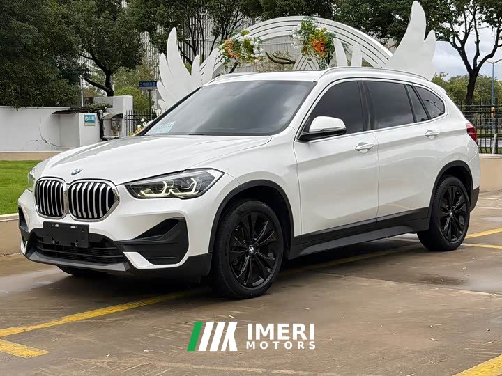 BMW X1 sDrive20Li Fashion Edition - автомобиль из Китая