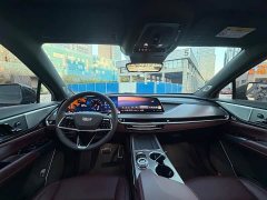 Cadillac XT5 2.0T Platinum - фото 6