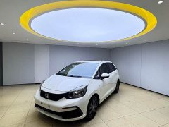 Honda Fit 1.5L CVT Trendy Sunroof Edition - ფოტო 1