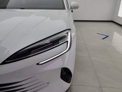 BYD Seal Glory Edition DM-i 1.5L 121km Luxury - ფოტო 5