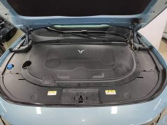 Voyah Lantu FREE Four-Wheel Drive Standard Extended Range Exclusive Luxury Package - фото 19