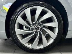 Volkswagen CC 380TSI Eye-Catching Edition - ფოტო 13
