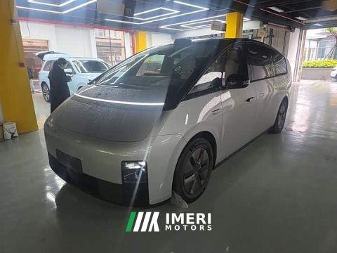 2024 Li Auto Li Xiang MEGA Ultra
