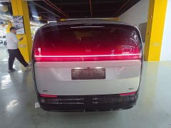 Li Auto Li Xiang MEGA Ultra - ფოტო 5
