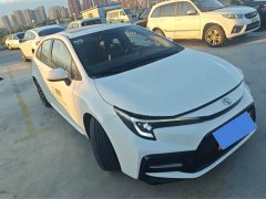 Toyota Corolla 1.8L CVT Luxury - фото 2