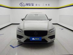 Volvo S60 B4 Smart Luxury Edition - фото 2