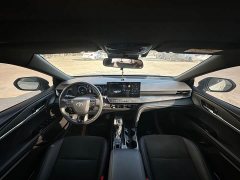 Toyota Camry Hybrid 2.0L HXS Sport Plus - photo 16