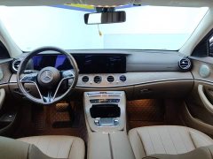 Mercedes-Benz E-Class Facelift E 300 L Fashion - photo 12