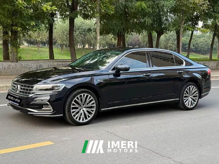 Volkswagen Phideon 380TSI Prestige - автомобиль из Китая