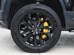 Land Rover Defender Facelift 110 3.0T P400 Dark Edition - ფოტო 14
