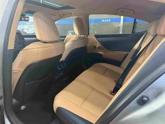 Lexus ES 300h Excellence Edition - фото 6