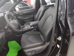 Toyota Crown Venza 2.5L HEV AWD Luxury - ფოტო 14