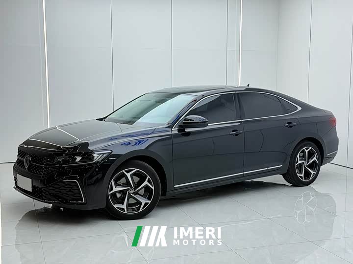 Volkswagen Passat Outstanding Edition 380TSI Starry Sky Dragon Ascendant Version
