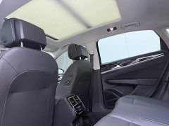 Volkswagen Passat Outstanding Edition 380TSI Starry Sky Dragon Ascendant Version - photo 9