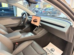 Tesla Model Y Rear-Wheel Drive - photo 18