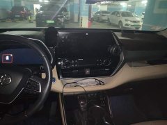 Toyota Highlander Hybrid 2.5L AWD Premium 7-Seater - ფოტო 13