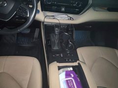 Toyota Highlander Hybrid 2.5L AWD Premium 7-Seater - ფოტო 16