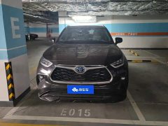 Toyota Highlander Hybrid 2.5L AWD Premium 7-Seater - ფოტო 2