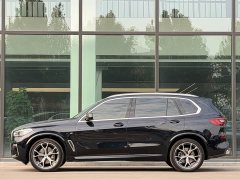 BMW X5 xDrive 40Li M Sport Midnight Edition - ფოტო 2