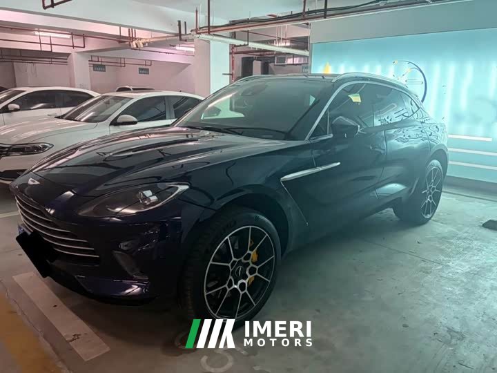 Aston Martin DBX 4.0T V8 - ავტომობილი ჩინეთიდან