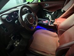 Aston Martin DBX 4.0T V8 - ფოტო 3
