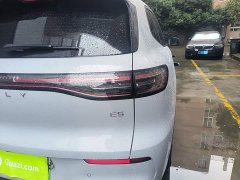 Geely Galaxy E5 440km Explorer Edition - ფოტო 7