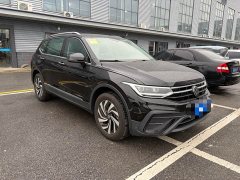 Volkswagen Tiguan L Outstanding Edition 300TSI Automatic Two-Wheel Drive Dragon Ascendant Version - фото 3