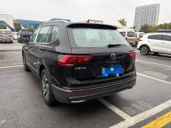 Volkswagen Tiguan L Outstanding Edition 300TSI Automatic Two-Wheel Drive Dragon Ascendant Version - фото 4