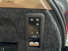 Land Rover Range Rover 3.0L V6 400PS Extended Wheelbase Prestige Edition - ფოტო 17