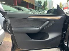 Tesla Model Y Rear-Wheel Drive - ფოტო 14