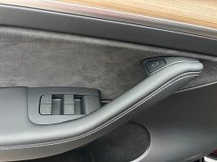 Tesla Model Y Rear-Wheel Drive - ფოტო 15