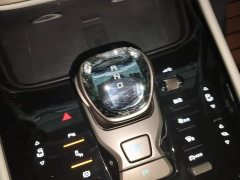 Denza D9 DM-i 965 Premium Edition - photo 13