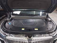 Voyah Lantu Dreamchaser PHEV AWD Luxury Qiankun Edition - фото 19